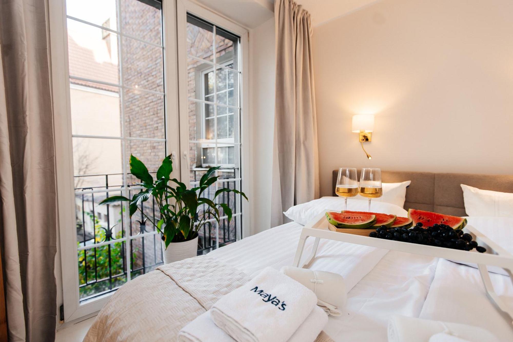 Maya's Flats & 27 - Beautiful On Piwna Street In The Old Town Apartment Gdansk