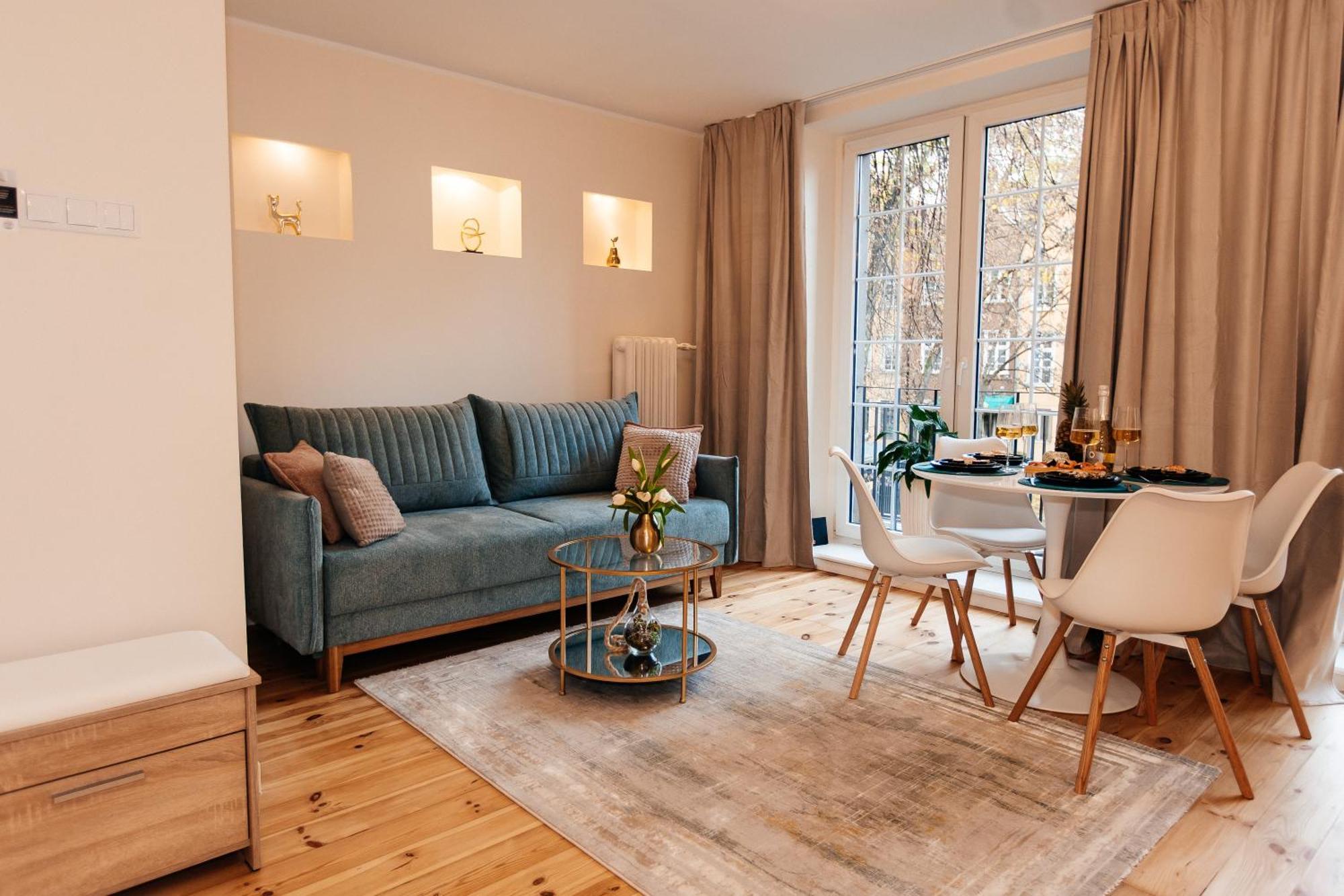 Maya's Flats & 27 - Beautiful On Piwna Street In The Old Town Apartment