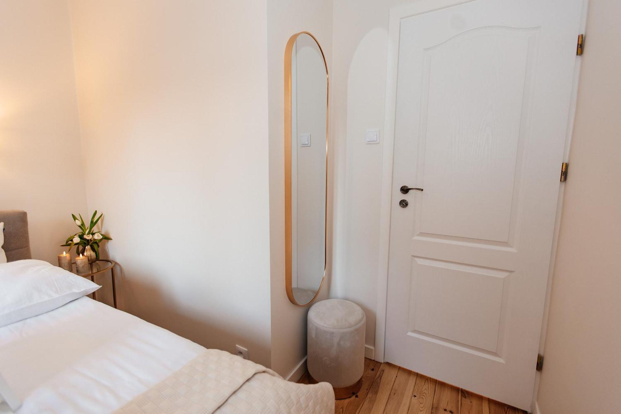Maya's Flats & 27 - Beautiful On Piwna Street In The Old Town * Gdansk
