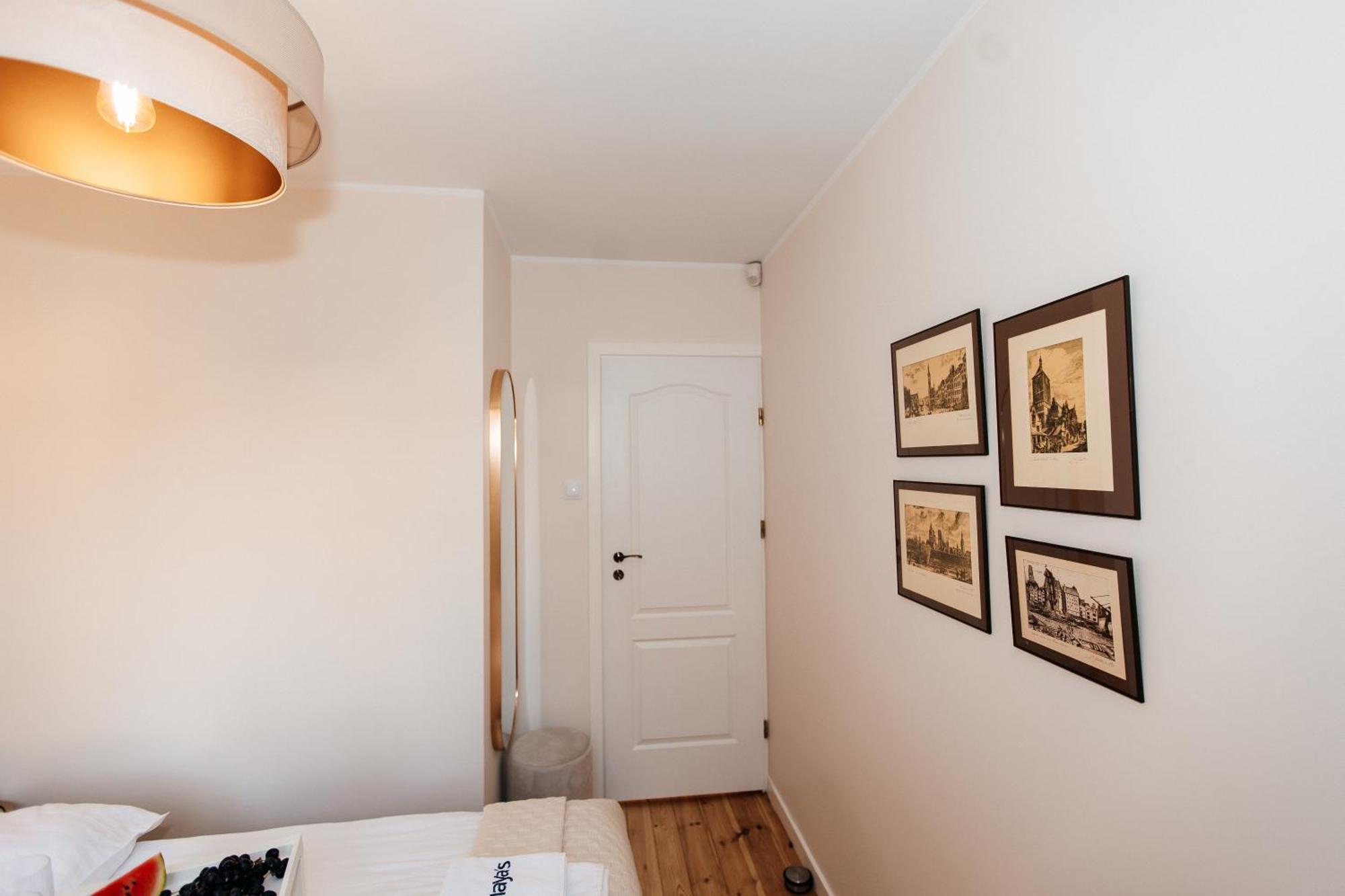 Apartment Maya's Flats & 27 - Beautiful On Piwna Street In The Old Town *
