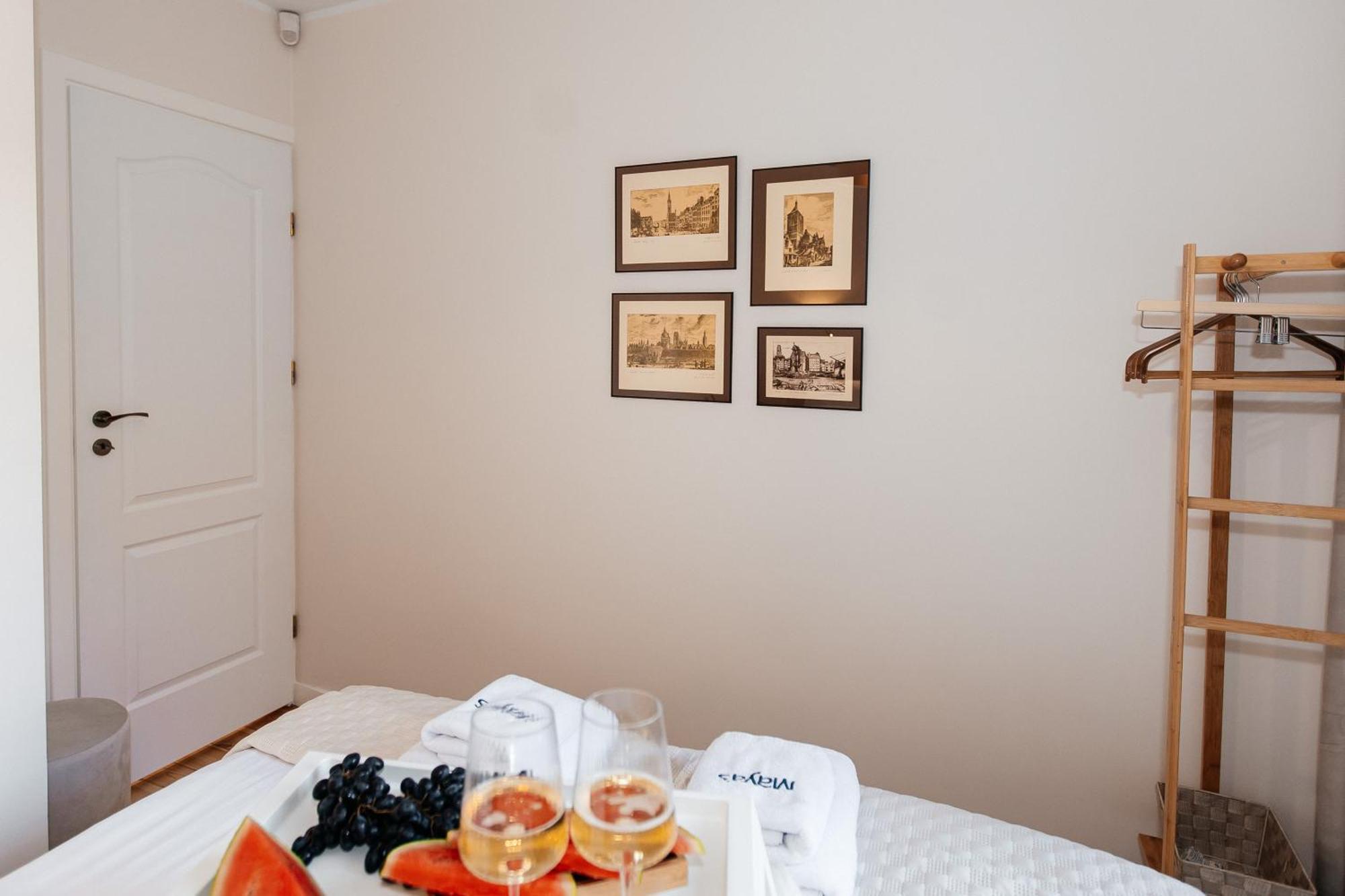 Apartment Maya's Flats & 27 - Beautiful On Piwna Street In The Old Town Danzig